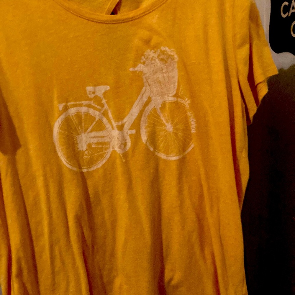 Saint Johns Bay athletic tee size XL